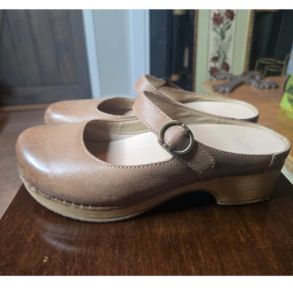 Dansko Mary Jane Clogs Womens 37 Tan Taupe Leather Block Heel Easy Closure